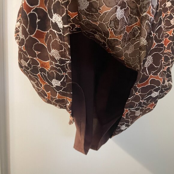 Banana Republic Silky Classic Camisole Size XS Brown and Rust Flowers - Picture 3 of 5